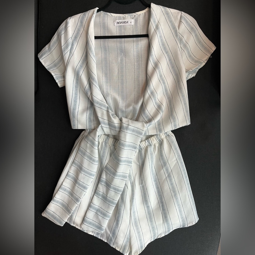 Striped Tie-Up Romper Small • Reverse - Picture 2 of 3